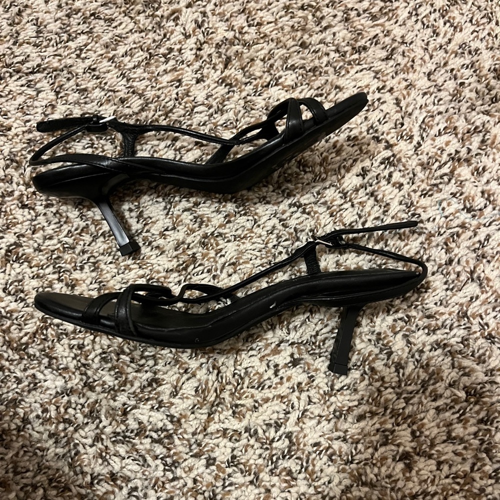 jeffrey cambpell kitten heels
